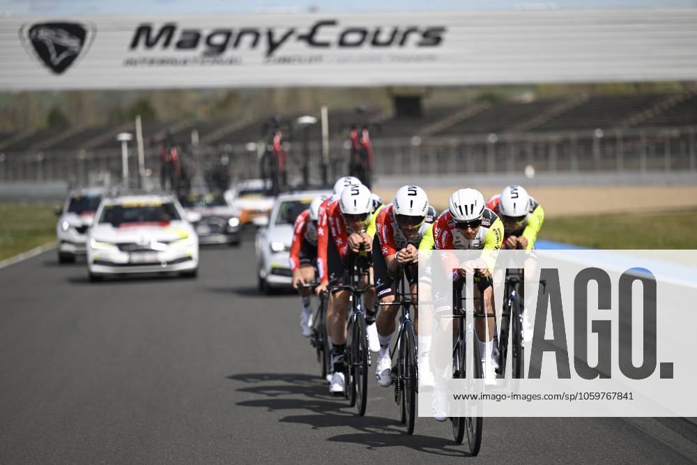 Paris - Nice 2025 - stage 3 NEVERS, FRANCE - MARCH 11 : training team Intermarche - Wanty during stage 3 of the 83th edition of the Paris - Nice cycling race, a team time-trail stage of 28,4km with start on the Circuit Magny-Cours and finish in Nevers on March 11, 2025 in Nevers, France, 11 03 2025 ( Motordriver Kenny Verfaillie - Nevers France