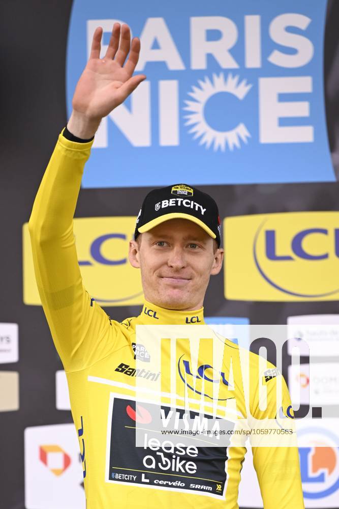 Paris - Nice 2025 - stage 3 NEVERS, FRANCE - MARCH 11 : Jorgenson Matteo (USA) of Team Visma Lease A Bike pictured with the yellow jersey during the podium ceremony of stage 3 of the 83th edition of the Paris - Nice cycling race, a team time-trail stage of 28,4km with start on the Circuit Magny-Cours and finish in Nevers on March 11, 2025 in Nevers, France, 11 03 2025 ( Motordriver Kenny Verfaillie - Nevers France