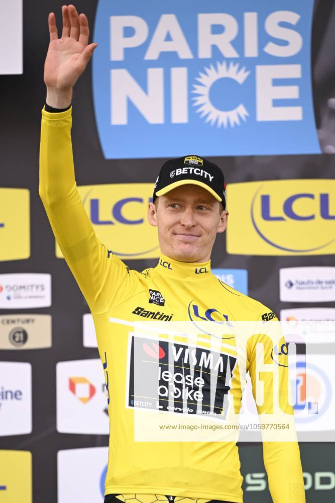 Paris - Nice 2025 - stage 3 NEVERS, FRANCE - MARCH 11 : Jorgenson Matteo (USA) of Team Visma Lease A Bike pictured with the yellow jersey during the podium ceremony of stage 3 of the 83th edition of the Paris - Nice cycling race, a team time-trail stage of 28,4km with start on the Circuit Magny-Cours and finish in Nevers on March 11, 2025 in Nevers, France, 11 03 2025 ( Motordriver Kenny Verfaillie - Nevers France