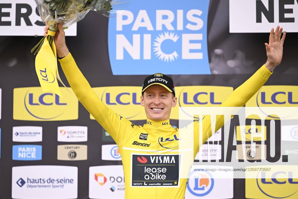 Paris - Nice 2025 - stage 3 NEVERS, FRANCE - MARCH 11 : Jorgenson Matteo (USA) of Team Visma Lease A Bike pictured with the yellow jersey during the podium ceremony of stage 3 of the 83th edition of the Paris - Nice cycling race, a team time-trail stage of 28,4km with start on the Circuit Magny-Cours and finish in Nevers on March 11, 2025 in Nevers, France, 11 03 2025 ( Motordriver Kenny Verfaillie - Nevers France