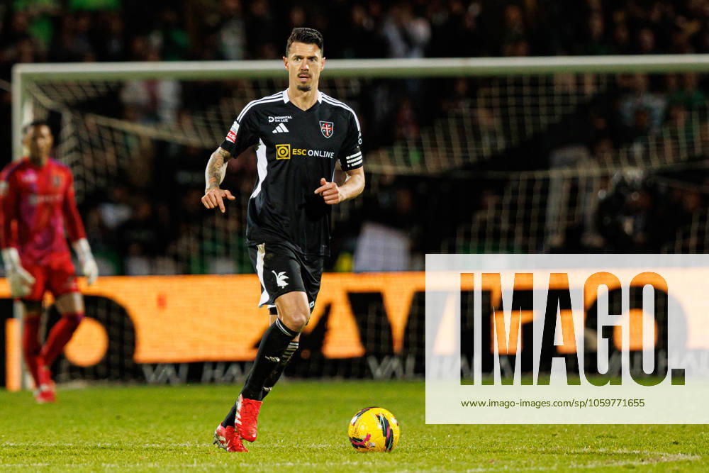 Jose Fonte seen during Liga Portugal game between teams of Casa Pia and Sporting CP at Estadio Municipal Rio Maior (Maciej Rogowski) Rio Maior Estadio Municipal Rio Maior Portugal