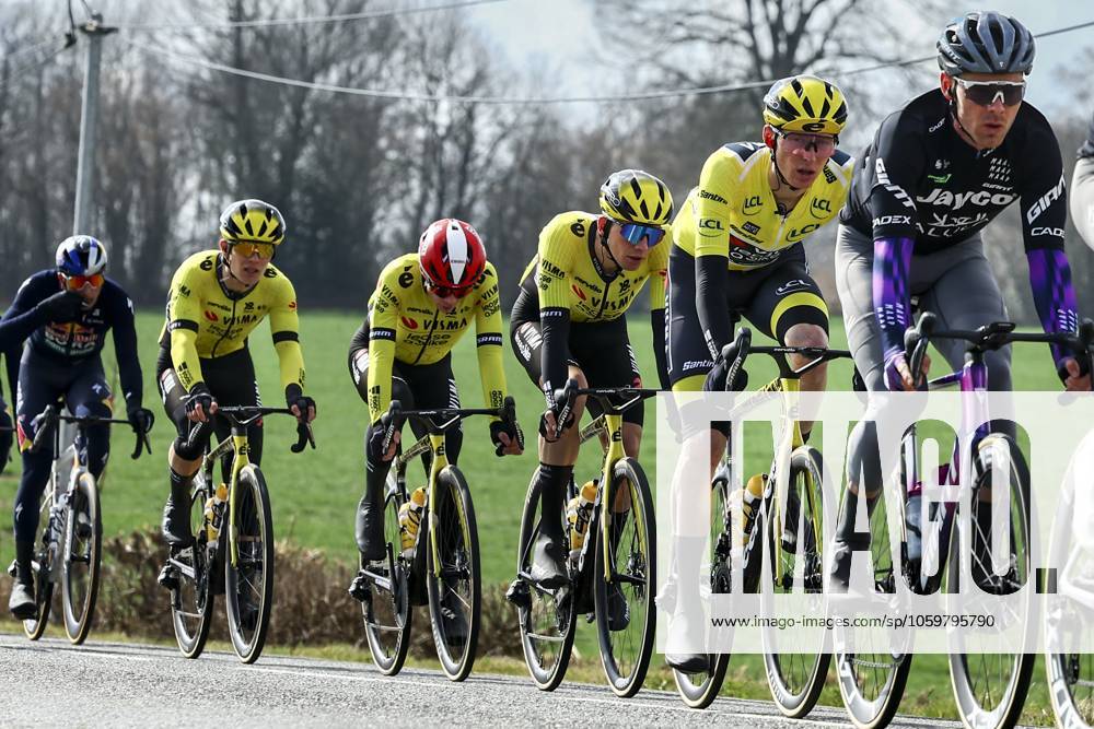 Danish Jonas Vingegaard Hansen of Team Visma-Lease a Bike and American Matteo Jorgenson of Team Visma-Lease a Bike pictured in action during stage four of the 83th edition of the Paris-Nice cycling race, 163,4km from Vichy to La Loge des Gardes, France, Wednesday 12 March 2025. DAVIDxPINTENS x114757713x