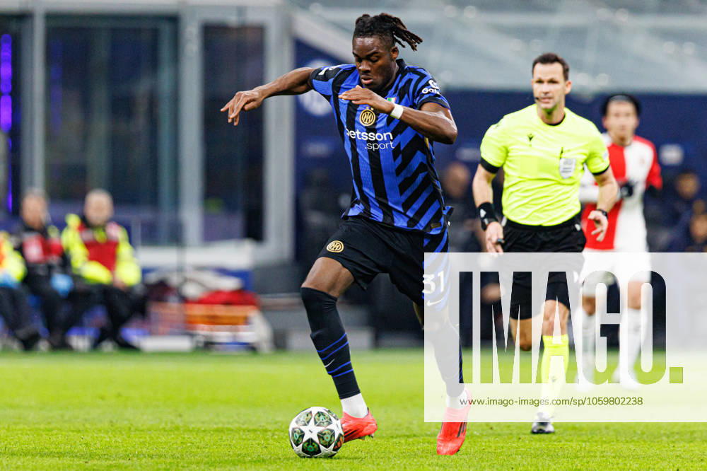 Yann Bisseck seen during UEFA Champions League game between teams of Internazionale Milano and Feyenoord FC (Maciej Rogowski) Milan San Siro Italy