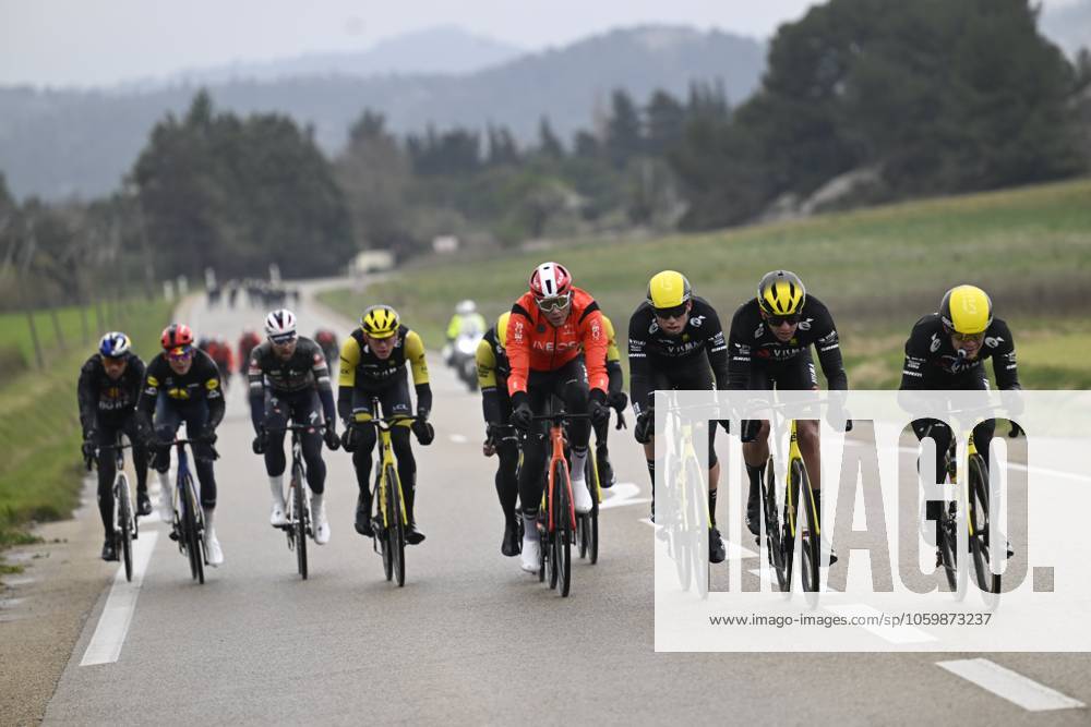 Paris - Nice 2025 - stage 6 BERRE L ETANG, FRANCE - MARCH 14 : Jorgenson Matteo (USA) of Team Visma Lease A Bike and his teammates of Team Visma Lease A Bike attacking during stage 6 of the 83th edition of the Paris - Nice cycling race, a stage of 209,8km with start in Saint-Julien-en-Saint-Alban and finish in Berre L Etang on March 14, 2025 in Berre L Etang, France, 14 03 2025 ( Motordriver Kenny Verfaillie - Berre L Etang France
