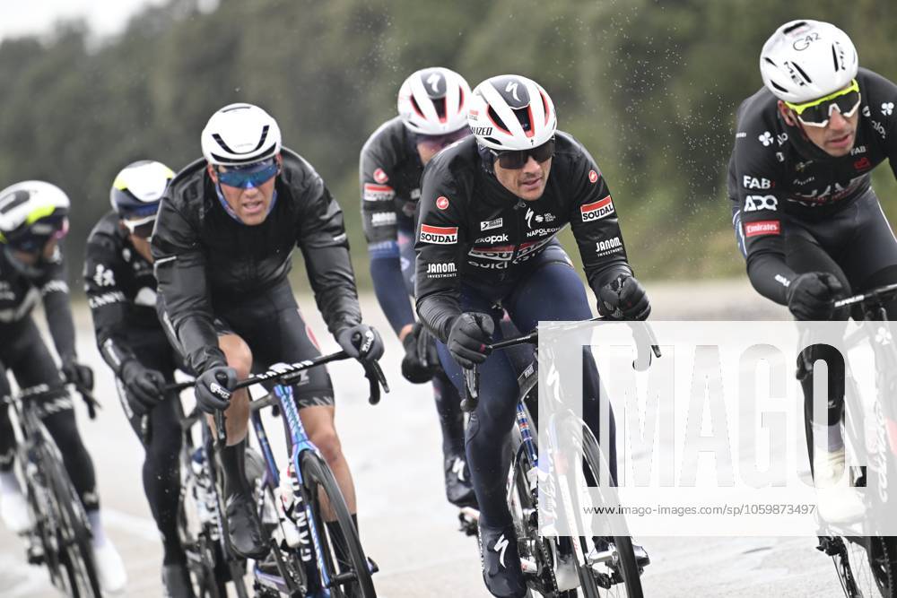 Paris - Nice 2025 - stage 6 BERRE L ETANG, FRANCE - MARCH 14 : Lampaert Yves (BEL) of Soudal Quick-Step leading the pursuit group during stage 6 of the 83th edition of the Paris - Nice cycling race, a stage of 209,8km with start in Saint-Julien-en-Saint-Alban and finish in Berre L Etang on March 14, 2025 in Berre L Etang, France, 14 03 2025 ( Motordriver Kenny Verfaillie - Berre L Etang France