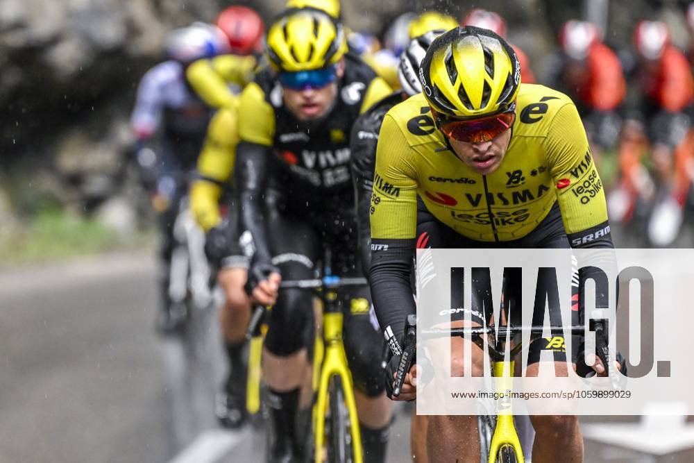 Paris - Nice 2025 - stage 7 AURON, FRANCE - MARCH 15 : Affini Edoardo (ITA) of Team Visma Lease A Bike in action during stage 7 of the 83th edition of the Paris - Nice cycling race, a stage of 109,3km with start in Nice and finish at Auron on March 15, 2025 in Auron, France, 15 03 2025 ( Motordriver Kenny Verfaillie - Auron France