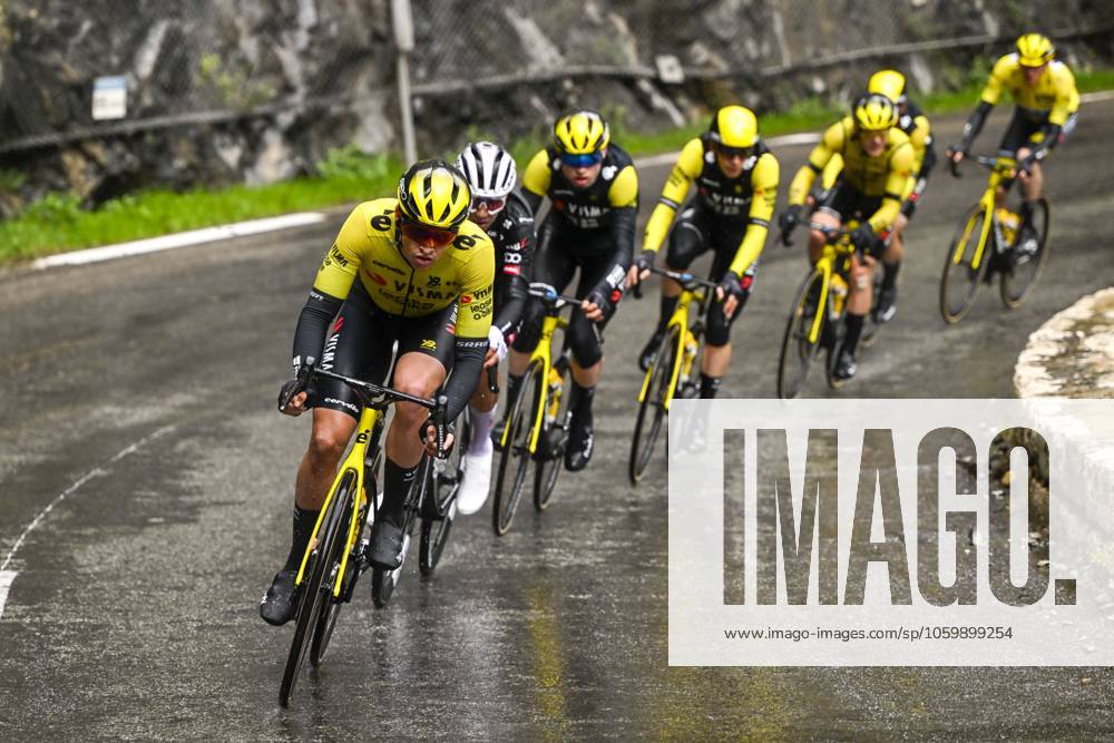 Paris - Nice 2025 - stage 7 AURON, FRANCE - MARCH 15 : Affini Edoardo (ITA) of Team Visma Lease A Bike in action during stage 7 of the 83th edition of the Paris - Nice cycling race, a stage of 109,3km with start in Nice and finish at Auron on March 15, 2025 in Auron, France, 15 03 2025 ( Motordriver Kenny Verfaillie - Auron France