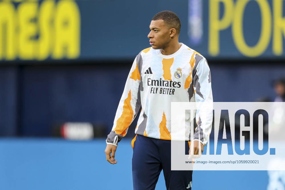 Kylian Mbappe of Real Madrid warms up during the Spanish league, LaLiga EA Sports, football match played between Villarreal CF and Real Madrid CF at La Ceramica stadium on March 15, 2025, in Villarreal, Spain. Villarreal SPAIN - ZUMAa181 20250315_zaa_a181_055