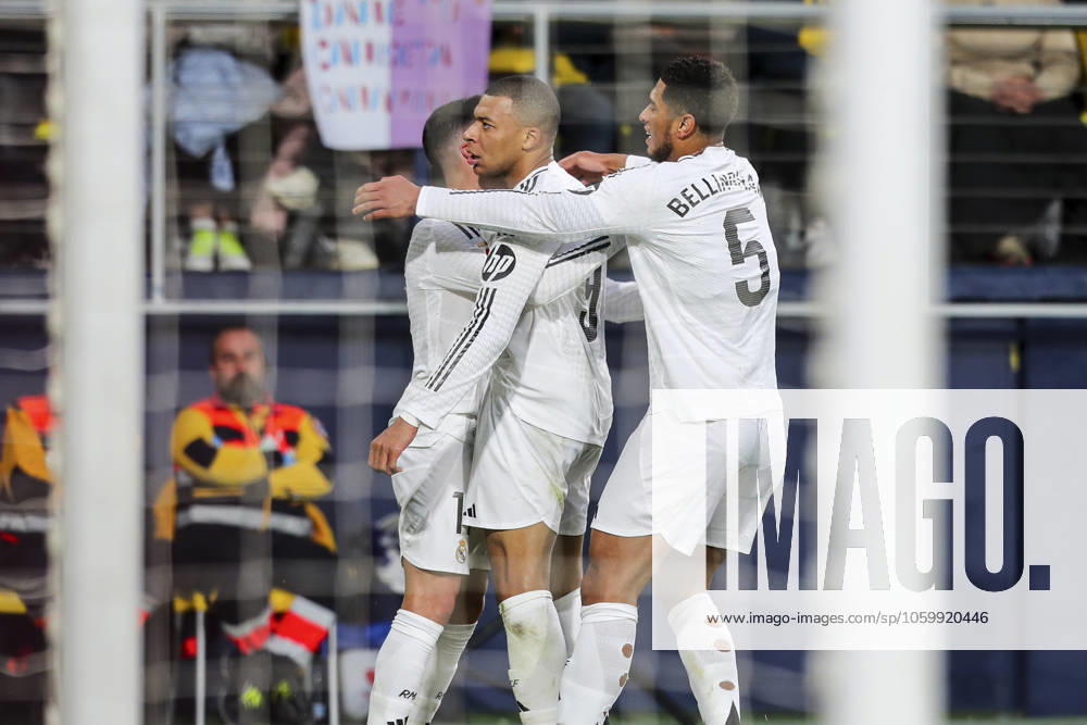 Kylian Mbappe of Real Madrid celebrates a goal with teammates during the Spanish league, LaLiga EA Sports, football match played between Villarreal CF and Real Madrid CF at La Ceramica stadium on March 15, 2025, in Villarreal, Spain. Villarreal SPAIN - ZUMAa181 20250315_zaa_a181_070