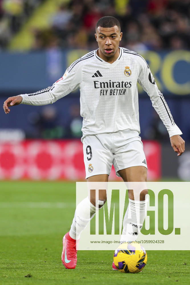 Kylian Mbappe of Real Madrid in action during the Spanish league, LaLiga EA Sports, football match played between Villarreal CF and Real Madrid CF at La Ceramica stadium on March 15, 2025, in Villarreal, Spain. Villarreal SPAIN - ZUMAa181 20250315_zaa_a181_096