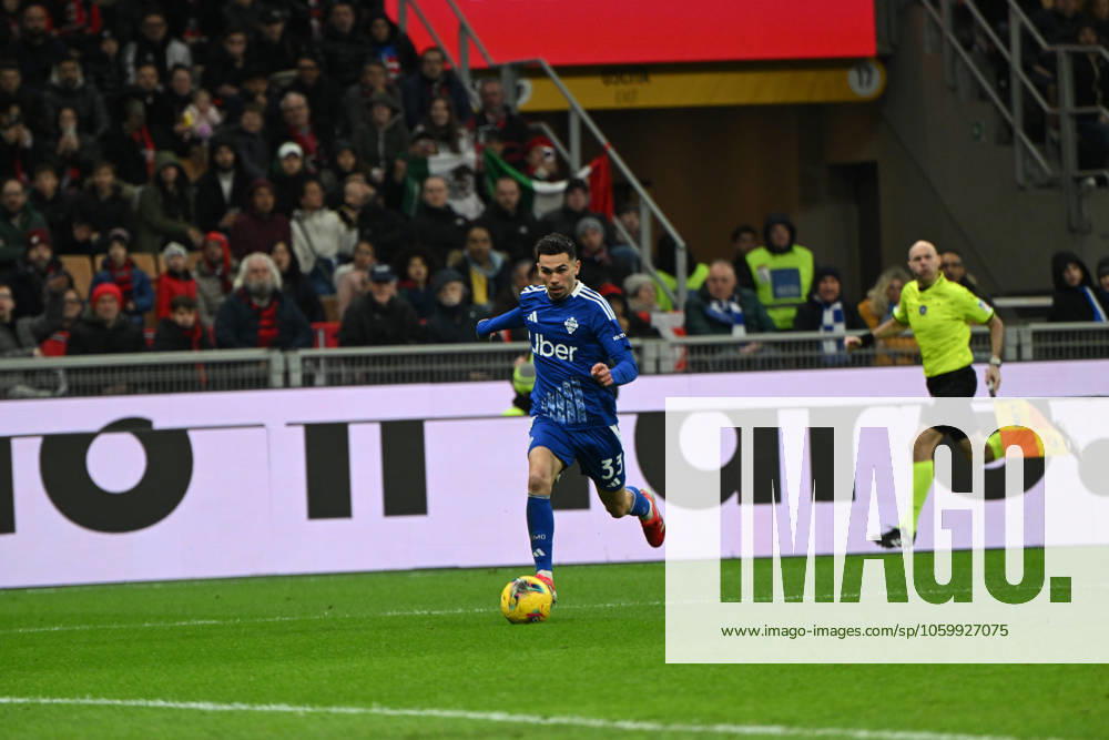 Lucas Da Cunha of Calcio Como in action during the Italian Serie A football match between AC Milan and Calcio Como on March 15, 2025 at Giuseppe Meazza San Siro Siro stadium in Milan, Italy