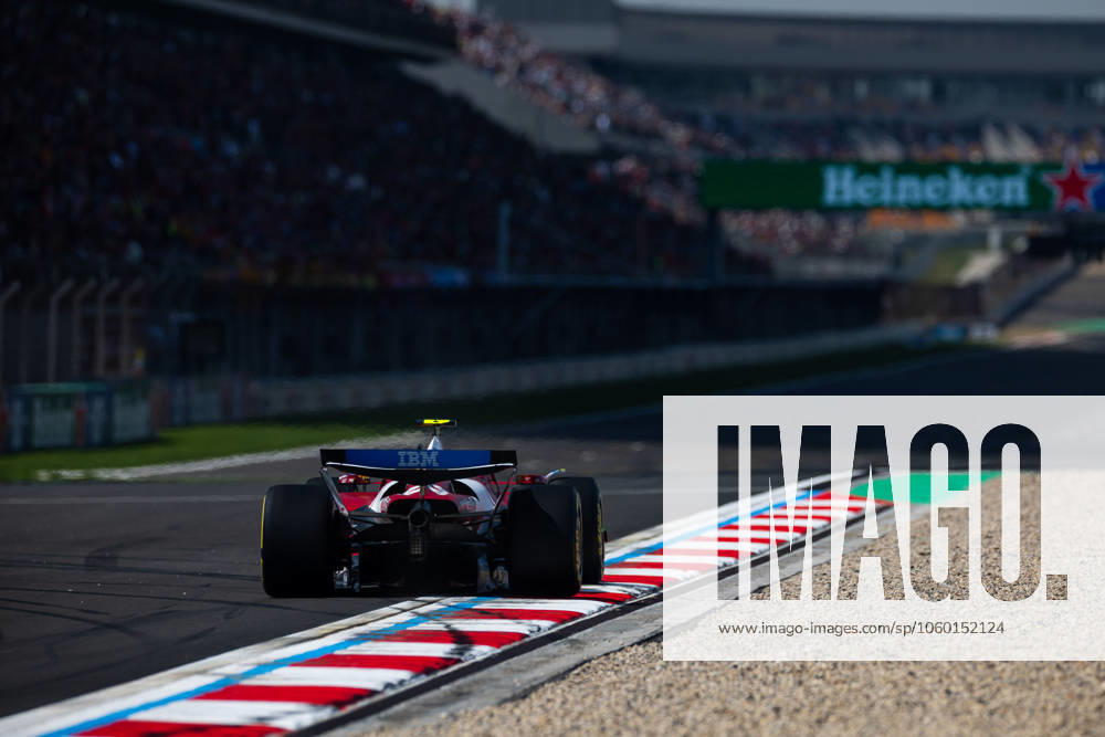 F1 - CHINESE GRAND PRIX 2025 44 HAMILTON Lewis (gbr), Scuderia Ferrari SF-25, action during the Formula 1 Heineken Chinese Grand Prix 2025, 2nd round of the 2025 FIA Formula One World Championship, WM, Weltmeisterschaft from March 21 to 23, 2025 on the Shanghai International Circuit, in Shanghai, China - ShanghaiChina