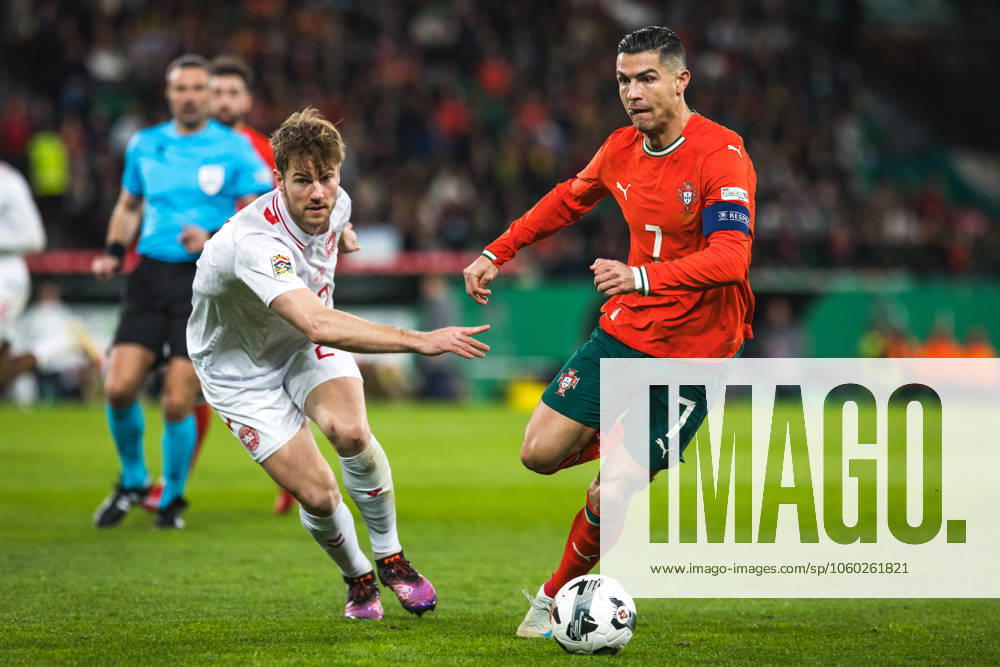 Cristiano Ronaldo of Portugal (R) and Joachim Andersen of Denmark (L) during the UEFA Nations League Quarterfinal Leg Two match between Portugal and Denmark at Estadio Jose Alvalade. Lisbon Portugal - ZUMAs197 20250323_aaa_s197_513