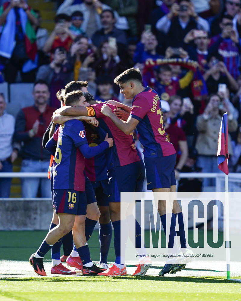 FC Barcelona, Barca Girona FC. La Liga EA Sports match. Date 29 Robert Lewandowski of FC Barcelona celebrates the 2-1 during the La Liga EA Sports match between FC Barcelona and Girona FC played at Lluis Companys Stadium on 30 March 2025 in Barcelona, Spain. kpng