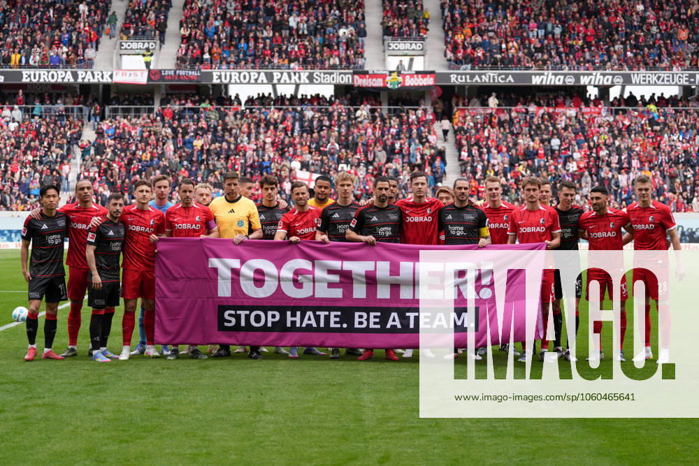 DFL-Aktionsspieltag TOGETHER! Stop Hate. Be a Team. Zusammenhalt, Respekt und Toleranz, Internationale Wochen gegen Rassismus, Banner, Positionierung , Fussball, 1. Bundesliga, 27.Spieltag, 2024 2025, SC Freiburg vs. 1. FC Union Berlin, 30.03.2025, Europa-Park Stadion, Freiburg, Deutschland DFL REGULATIONS PROHIBIT ANY USE OF PHOTOGRAPHS AS IMAGE SEQUENCES AND OR QUASI-VIDEO. Freiburg Europa-Park Stadion Baden-Württemberg Deutschland