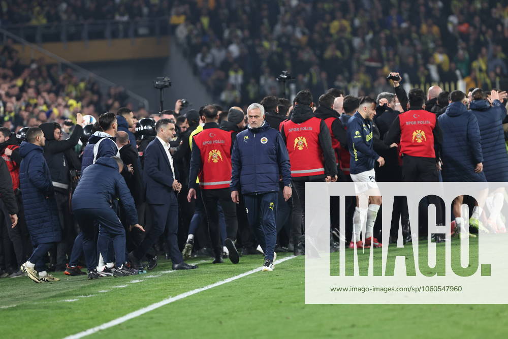 Mourinho grabs Galatasaray manager s nose after Fenerbahce defeat in Istanbul Fenerbahce v Galatasaray during the Turkish Cup, Quarter Final at Sukru Saracoglu, in Istanbul, Turkey, on April 2, 2025 . Fenerbahce coach Jose Mourinho reacts as Fenerbahce and Galatasaray players clash. A mass scuffle had broken out between both sets of players, with the referee sending three players off, two from Galatasaray, and after the final whistle Mourinho appeared to pinch Okan Buruk s nose who then fell dramatically to the ground. Photo by Yusuf Dursun DIA Images ABACAPRESS.COM Istanbul Turkey