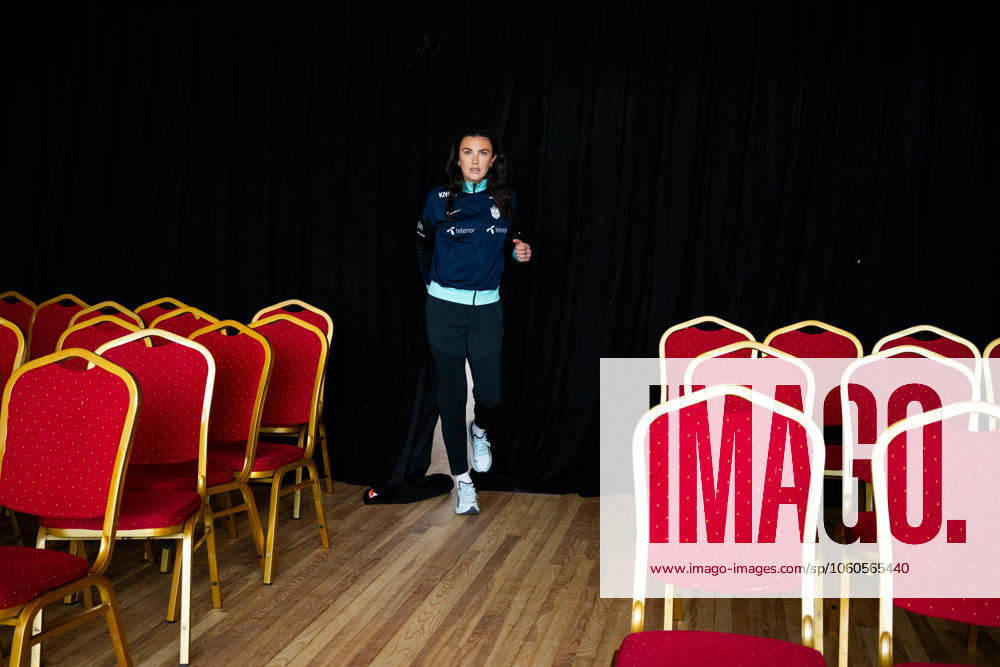 Ingrid Syrstad Engen of the Norwegian women s national football team after a press conference, PK, Pressekonferenz on April 3, 2025 in Reykjavik. Photo: Vegard Grott BILDBYRAN kod VG VG0741 bbeng fotboll football soccer fotball norge norway women dam nations league press conference pressekonferanse