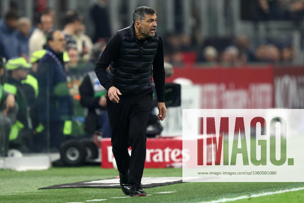 Ac Milan - Fc Internazionale Sergio Conceicao, head coach of Ac Milan yells during the Coppa Italia semi-final first leg match beetween Ac Milan and Fc Internazionale at Stadio Giuseppe Meazza on April 2, 2025 in Milano, Italy . Milano Stadio Giuseppe Meazza Italy