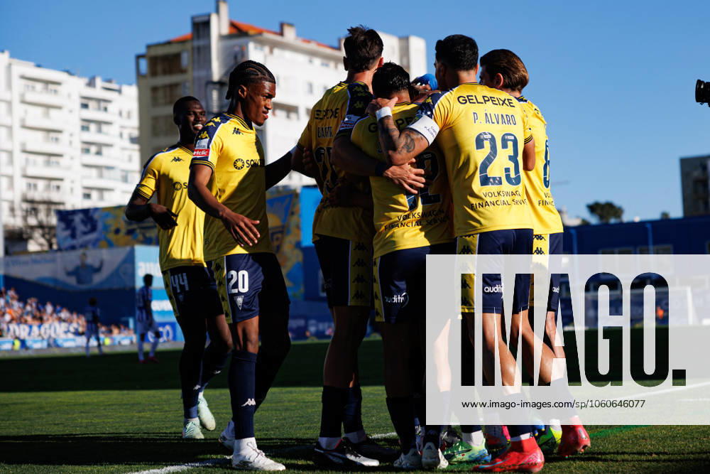 Players of Estoril seen celebrating after goal from Yanis Begraoui during Liga Portugal game between teams of GD Estoril Praia and FC Porto at Estadio Antonio Coimbra da Mota (Maciej Rogowski) Estoril Estadio Antonio Coimbra da Mota Portugal