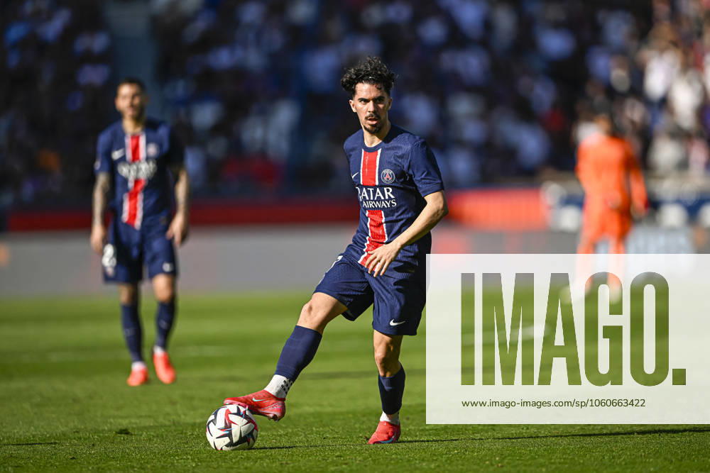 Ligue 1 McDonalds - Paris Saint-Germain v Angers SCO Vitinha during the Ligue 1 football match Paris Saint-Germain PSG VS Angers SCO on April 5, 2025 at Parc des Princes stadium in Paris, France. Photo by Victor Joly ABACAPRESS.COM Paris France