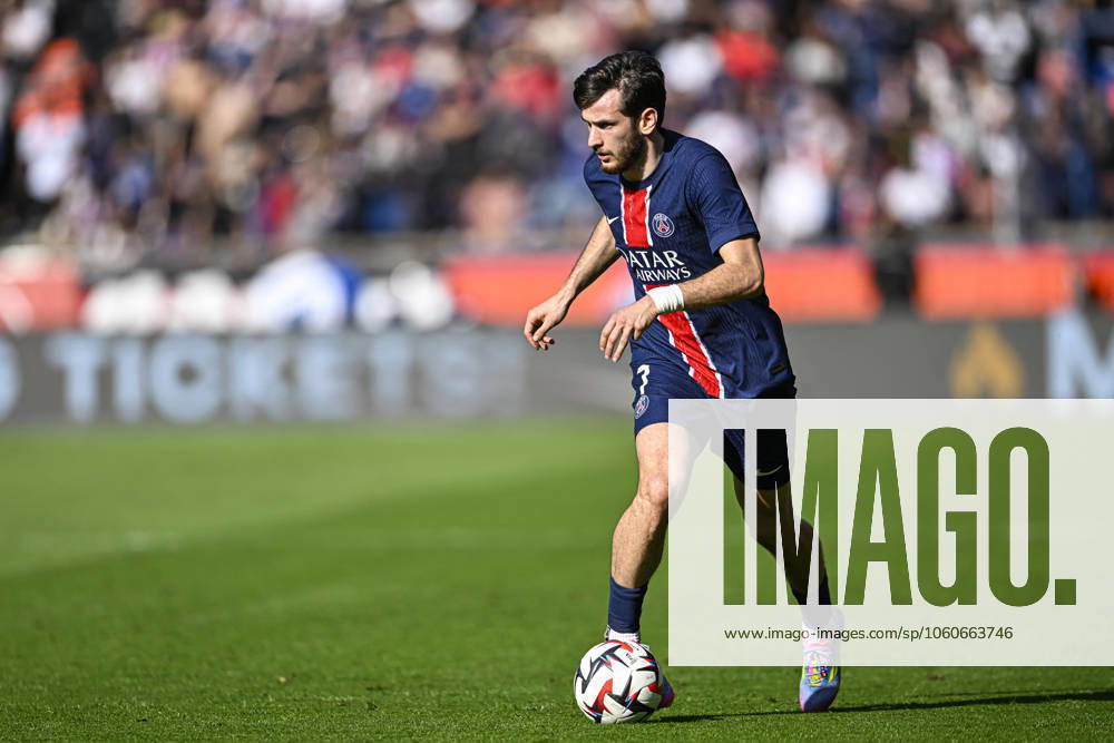 Ligue 1 McDonalds - Paris Saint-Germain v Angers SCO Khvicha Kvaratskhelia during the Ligue 1 football match Paris Saint-Germain PSG VS Angers SCO on April 5, 2025 at Parc des Princes stadium in Paris, France. Photo by Victor Joly ABACAPRESS.COM Paris France