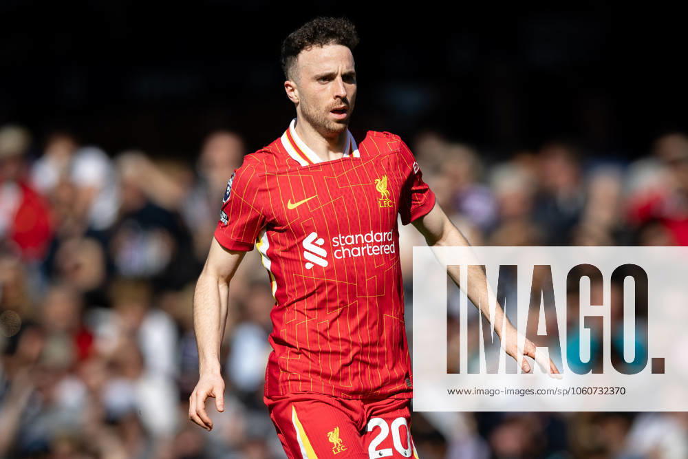 6th April 2025; Craven Cottage, Fulham, London, England; Premier League Football, Fulham versus Liverpool; Diogo Jota of Liverpool ActionPlus12772051 IanxStephen Content restricted for UK based newspaper