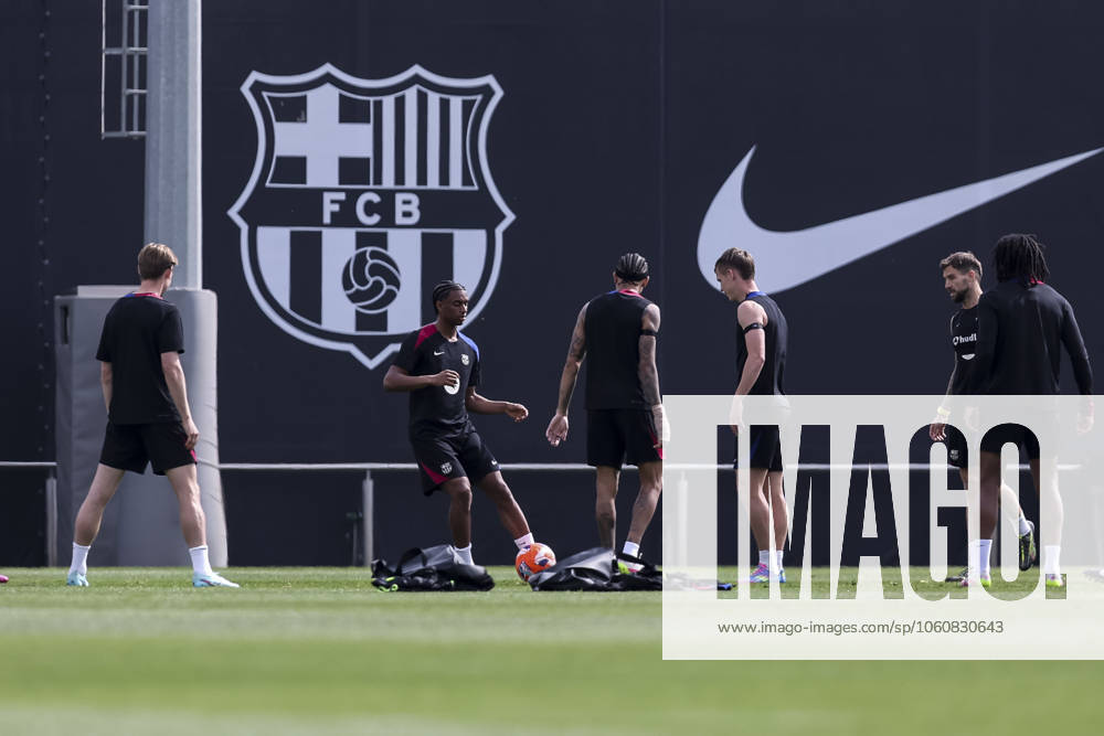 Alejandro Balde during the training day of FC Barcelona, Barca ahead the Spanish League, La Liga EA Sports, football match against CD Leganes at Ciudad Esportiva Joan Gamper on April 11, 2025 in Sant Joan Despi, Barcelona, Spain. Sant Joan Despi SPAIN - ZUMAa181 20250411_zaa_a181_032