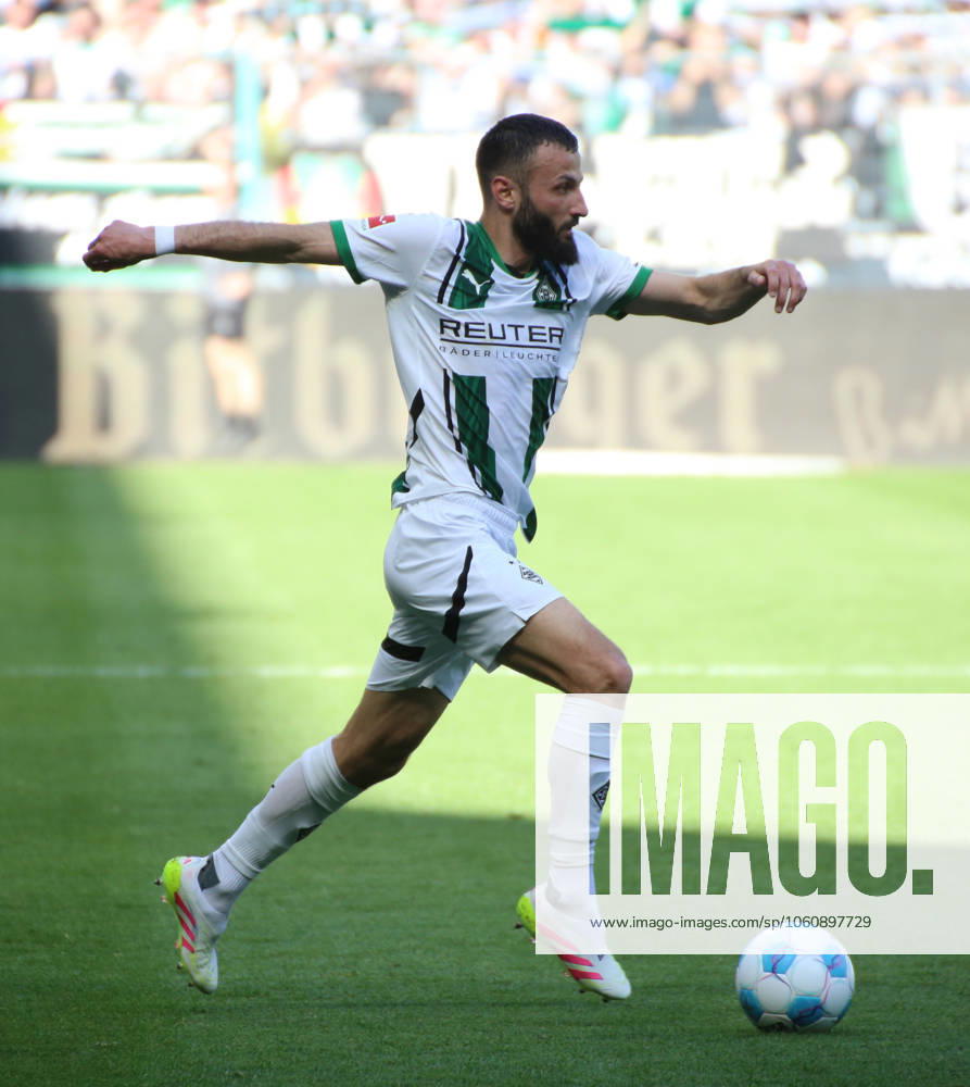 Fussball 1.Bundesliga, Borussia Moenchengladbach - SC Freiburg v.l. Franck Honorat (Borussia Mönchengladbach) Moenchengladbach