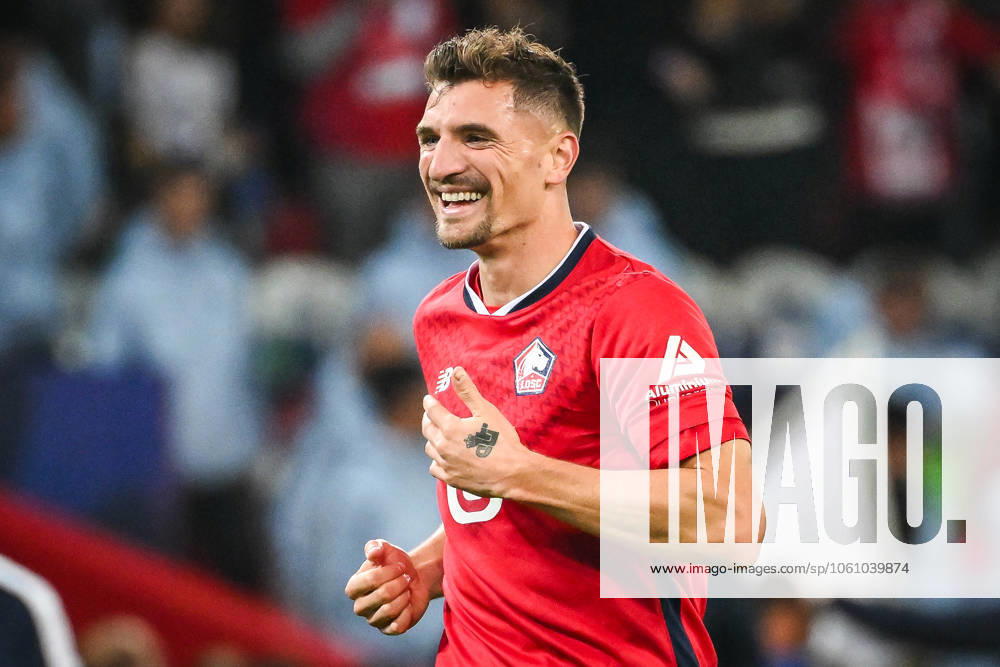 Villeneuve-D ascq, France, France: Thomas MEUNIER of Lille during the UEFA Champions League, League Phase MD2 match between Lille OSC (LOSC) and Real Madrid at Pierre Mauroy Stadium on October 02, 2024 in Villeneuve-d Ascq near Lille, France. Villeneuve-D ascq France - ZUMAm308 20241002_zsp_m308_153