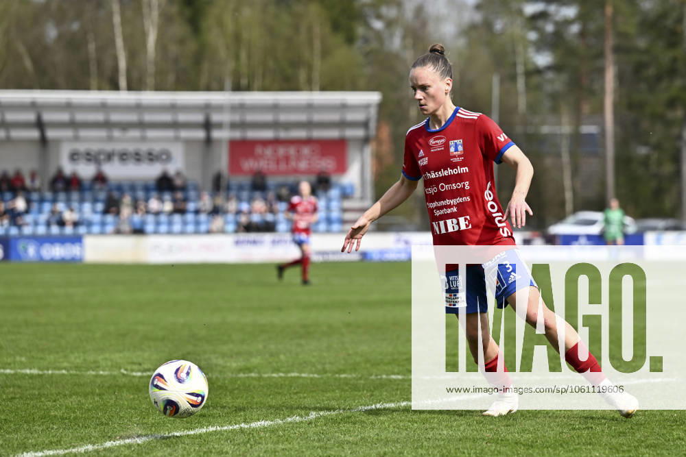 Vittsjös Julia Tunturi under fotbollsmatchen i Damallsvenskan mellan Vittsjö och Djurgarden den 18 april 2025 i Vittsjö.