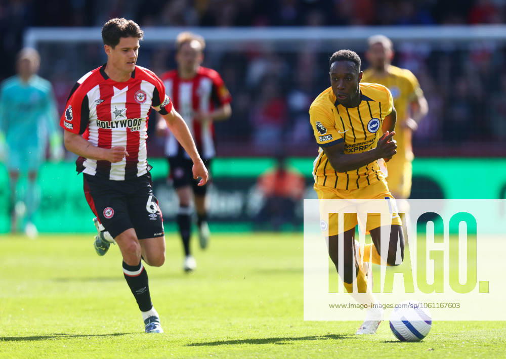 Brentford v Brighton and Hove Albionl, English Premier League, The Gtech Community Stadim, Football, London, UK - 19 Apr 2025 Danny Welbeck of Brighton and Hove Albion is pressured by Christian Norgaard of Brentford London The Gtech Community Stadium London GBR, UK NEWSPAPERS OUT