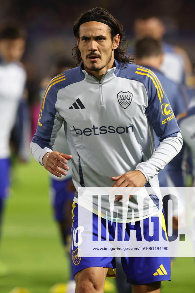 Boca Juniors Uruguayan forward Edinson Cavani looks on before the 2025 Apertura Tournament of the Argentine Professional Football League match against Estudiantes de la Plata, at La Bombonera stadium in Buenos Aires, on April 19, 2025. BUENOS AIRES ARGENTINA