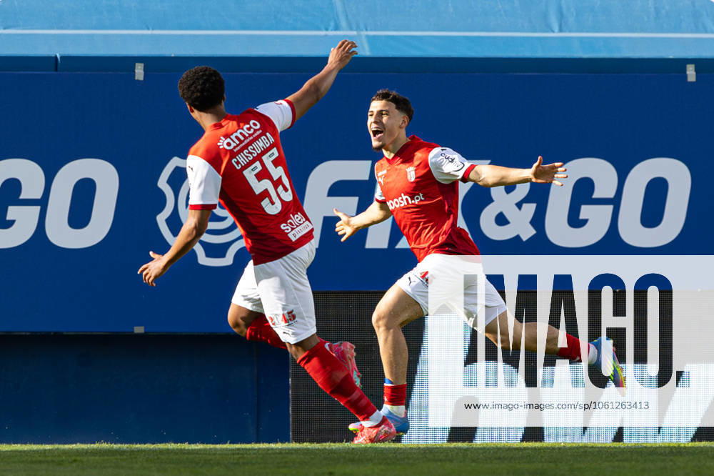 Ismael Gharbi of SC Braga celebrates a goal with his team during the Liga Portugal Betclic match between Estoril Praia SAD and SC Braga at Estadio Antonio Coimbra da Mota. Cascais Portugal - ZUMAs197 20230130_aaa_s197_091