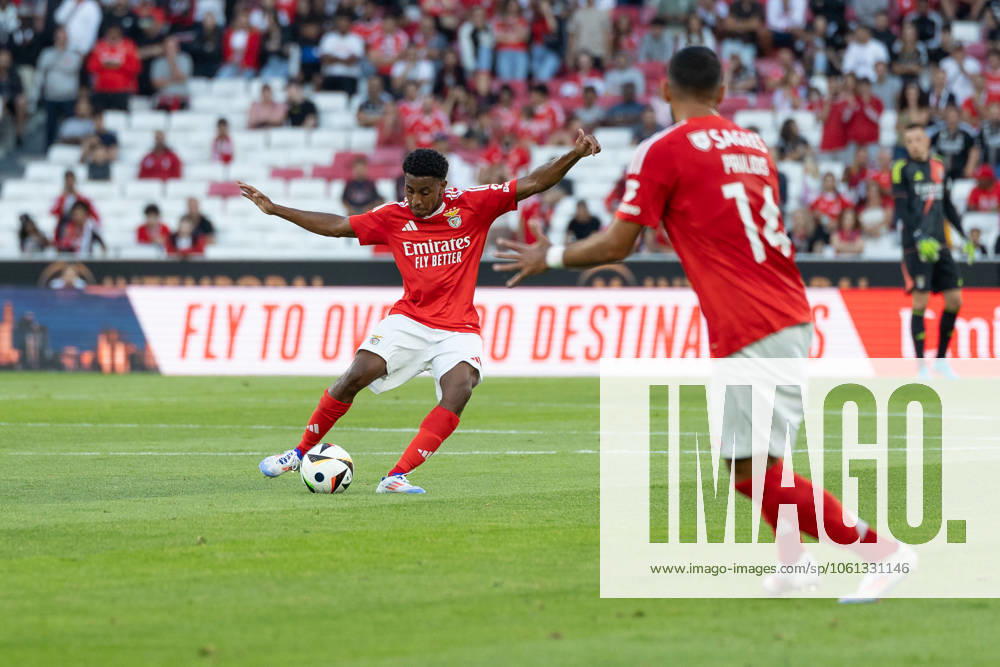 Benfica midfielder from Luxembourg LEANDRO BARREIRO (18) in action during the friendly game between Benfica and Brentford at Estadio da Luz Lisbon Portugal - ZUMAs359 20240725_zsp_s359_014