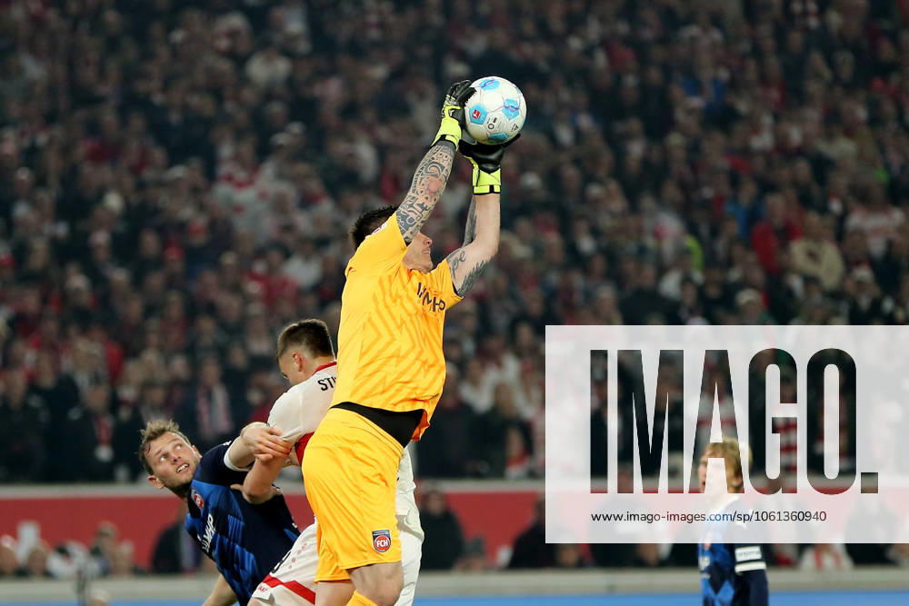 Fussball 1.Bundesliga, VfB Stuttgart - 1.FC Heidenheim v.l. Kevin Mueller (1.FC Heidenheim) Stuttgart