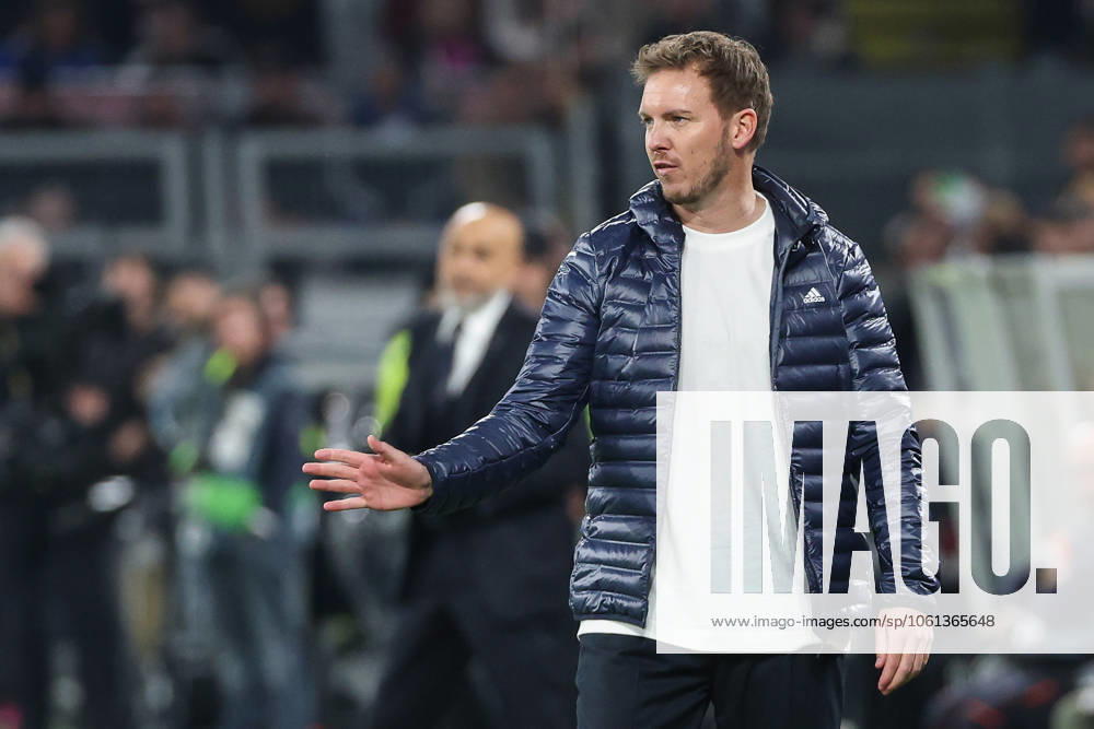 UEFA Nations League - 24 25 - Deutschland - Italien am 23.03.2025 im Signal Iduna Park in Dortmund Trainer Coach Julian Nagelsmann (Deutschland) gestikuliert