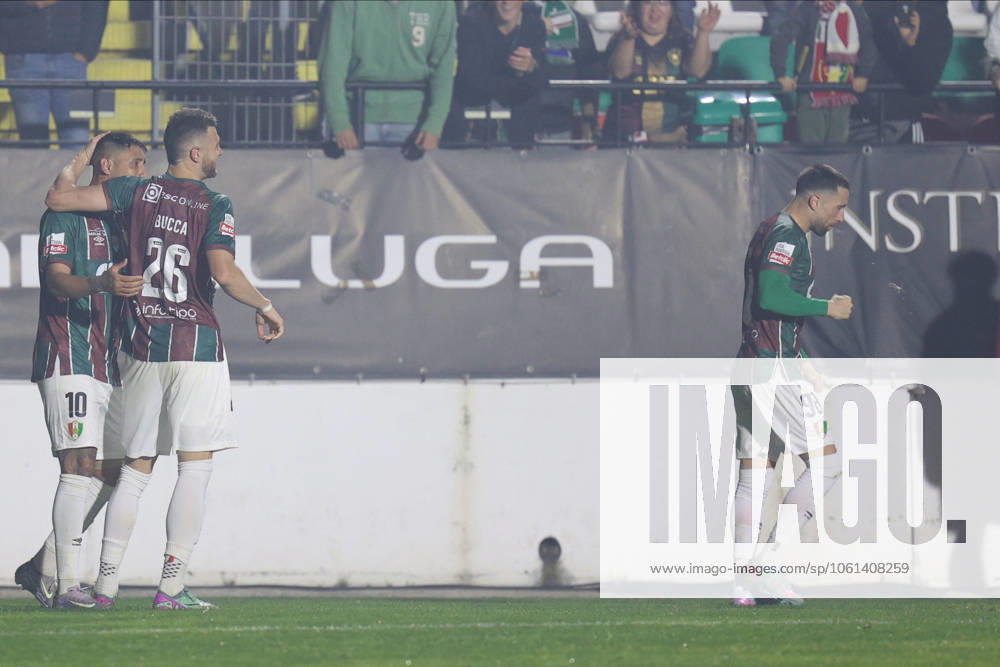 CF Estrela Amadora SAD v FC Porto - Liga Portugal BetClic CF Estrela Amadora celebra golo durante partida entre CF Estrela Amadora SAD v FC Porto valida pela Liga Portugal BetClic no Estadio Jose Gomes, Lisboa, Portugal (Foto de Diogo Faria Reis Avant Sports) Lisbon Estadio Jose Gomes Portugal