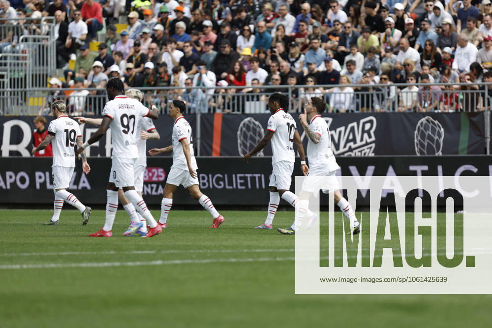 CALCIO - Serie A - Venezia FC vs AC Milan AC Milan s CHRISTIAN PULISIC celebrates after scoring a goal during the Italian Serie A Enilive soccer championship football match between Venezia FC and AC Milan at Pierluigi Penzo Stadium on April 27th, 2025, Venezia, Italy during Venezia FC vs AC Milan, Italian soccer Serie A match in Venice, Italy, April 27 2025 Venice Italy