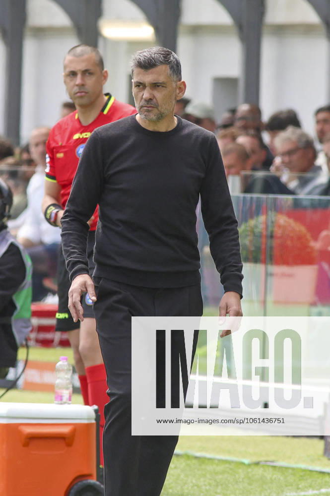 CALCIO - Serie A - Venezia FC vs AC Milan Sergio Conceicao Head Coach of AC Milan during Venezia FC vs AC Milan, 34Â° Serie A Enilive 2024-25 game at Pier Luigi Penzo stadium in Venezia (VE), Italy, on April 27, 2025. Venice Italy