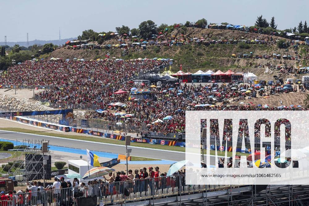 Races of MotoGP Estrella Galicia 0.0 Grand Prix of Spain at Jerez Angel Nieto Circuit, Jerez, Cadiz, 27 April 2025 In picture: Fans Carreras del Gran Premio Estrella Galicia 0.0 de MotoGP de Espana en el Circuito de Jerez Angel Nieto, Jerez, Cadiz, 27 de Abril de 2025 POOL Circuito de Jerez Angel Nieto Cordon Press Images will be for editorial use only. Mandatory credit: Circuito de Jerez Angel Nieto Cordon Press
