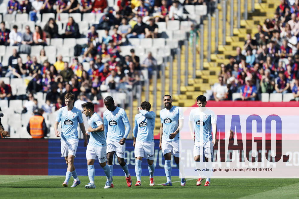 Celta team group, Mannschaftsbild, Totale (Celta), APRIL 19, 2025 - Football Soccer : Spanish La Liga EA Sports match between FC Barcelona, Barca 4-3 RC Celta de Vigo at the Estadi Olimpic Lluis Companys in Barcelona, Spain. Noxthirdxpartyxsales (288630388)