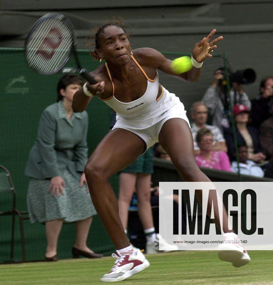 VENUS WILLIAMS WIMBLEDON TENNIS CHAMPIONSHIPS 2000 VENUS WILLIAMS DURING THE WOMEN S SINGLE FINAL - JULY 2000 AT WIMBLEDON.