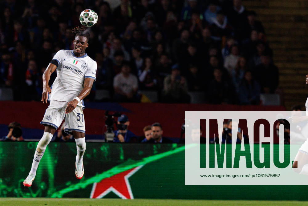 Yann Bisseck seen during UEFA Champions League game between teams of FC Barcelona, Barca and Internazionale Milano (Maciej Rogowski) Barcelona Estadi Olimpic Lluis Companys Spain