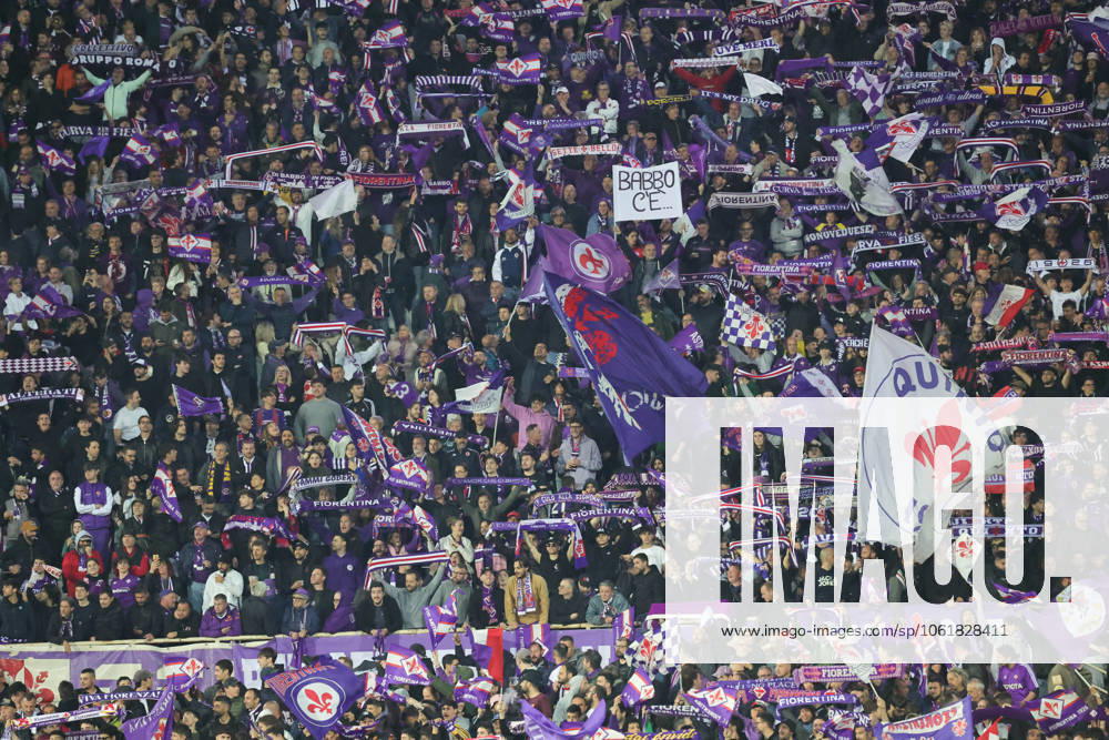 ACF Fiorentina v Real Betis Balompie - UEFA Conference League 2024 25 Semi Final Second Leg Supporters of ACF Fiorentina prior to the second leg of the UEFA Conference League semi-final between ACF Fiorentina and Real Betis Balompie on May 8 ,2025 at Stadium Artemio Franchi, Florence , Italy florence ITALIA