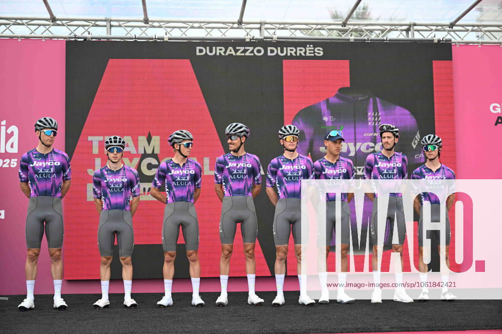 Giro D italia; Tappa 01 Durres - Tirana; 2025, Jayco - Alula; Durres;