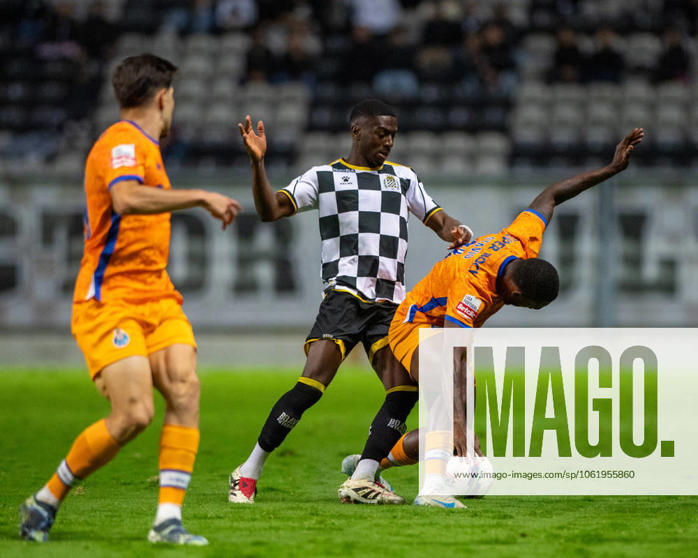 OTAVIO from FC Porto seen on action during the Liga Portugal Betclic 2024 25 match between FC Porto and Boavista FC at Estadio do Bessa Sec XXI on May 11, 2025 in Porto, Portugal Porto Portugal - ZUMAl192 20250511_zsp_l192_032