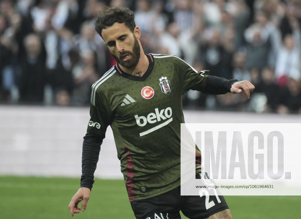 Rafa Silva of Besiktas celebrates after scoring the first goal of his team with teammates during the Turkish Super League match between Besiktas and Adana Demirspor at Tupras Stadium on May 11, 2025 in Istanbul, Turkey. Istanbul Turkey