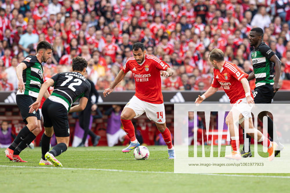 SL Benfica Vs Sporting CP in Lisboa, Portugal - 10 May 2025 Evangelos Pavlidis of SL Benfica seen in action during the Liga Portugal Betclic match between Lisboa Benfica and Sporting Clube de Portugal at Estádio da Luz. (Final score: SL Benfica 1 - 1 Sporting CP). Lisboa Portugal