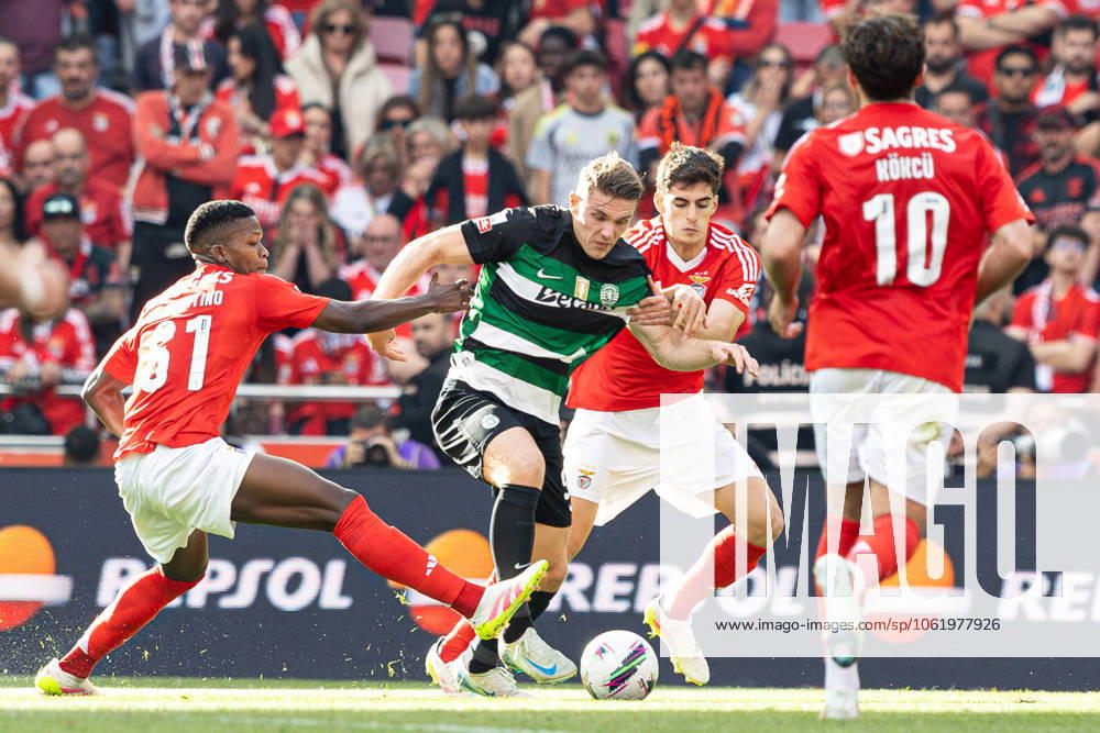 SL Benfica Vs Sporting CP in Lisboa, Portugal - 10 May 2025 Viktor Gyokeres of Sporting CP, Antonio Silva and Florentino Luis of SL Benfica seen in action during the Liga Portugal Betclic match between Lisboa Benfica and Sporting Clube de Portugal at Estádio da Luz. (Final score: SL Benfica 1 - 1 Sporting CP). Lisboa Portugal