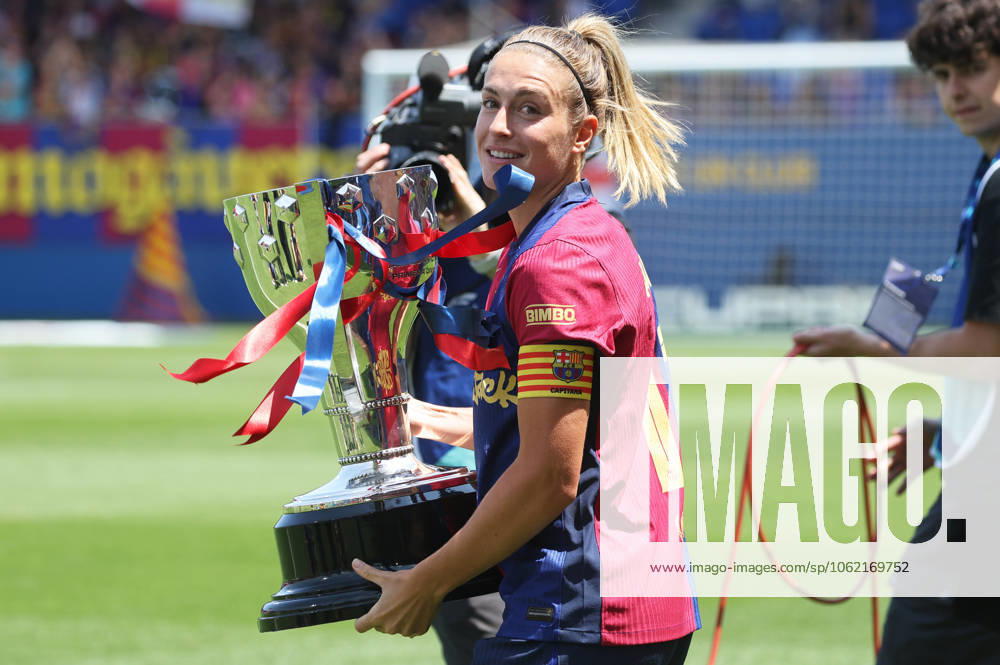 FC Barcelona, Barca Femeni v Athletic Club Femenino - Liga F Alexia Putellas celebrates at the end of the match between FC Barcelona Femeni and Athletic Club Femenino, corresponding to week 30 of the Liga F, at the Johan Cruyff Stadium in Barcelona, Spain, on May 18, 2025. Barcelona Barcelona Spain